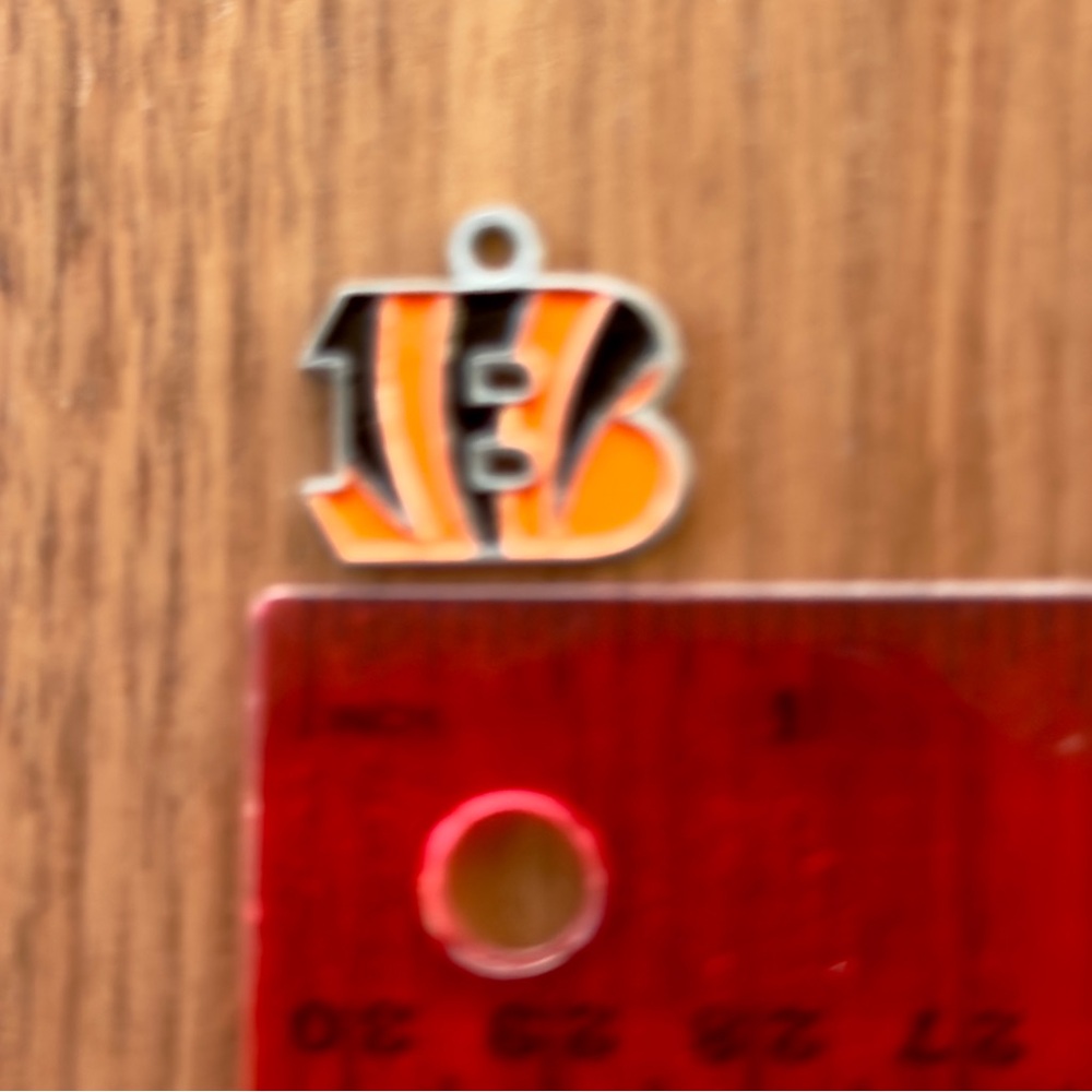 Cincinnati Bengals NFL Charms Lot of 5 for Jewelry Making - Picture 4 of 4